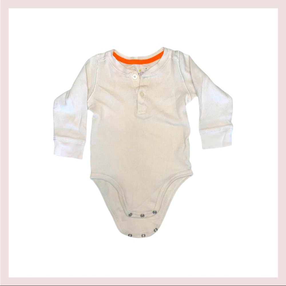 JUMPING BEANS LONG SLEEVE THERMAL ONESIE - SIZE 9 MONTHS